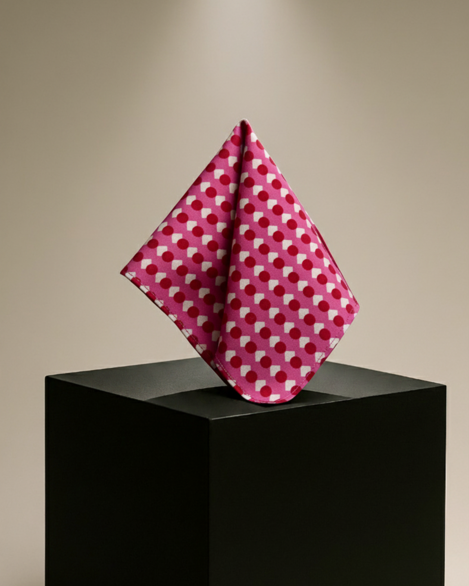 BOLD AND VIBRANT PINK POCKET SQUARE (13 - 13 INCHES)