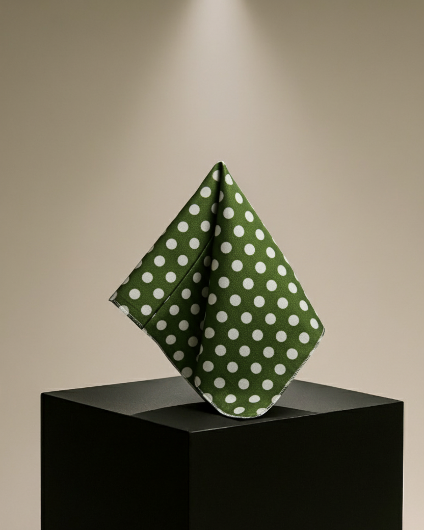 OLIVE DOT POCKET SQUARE (13 - 13 INCHES)