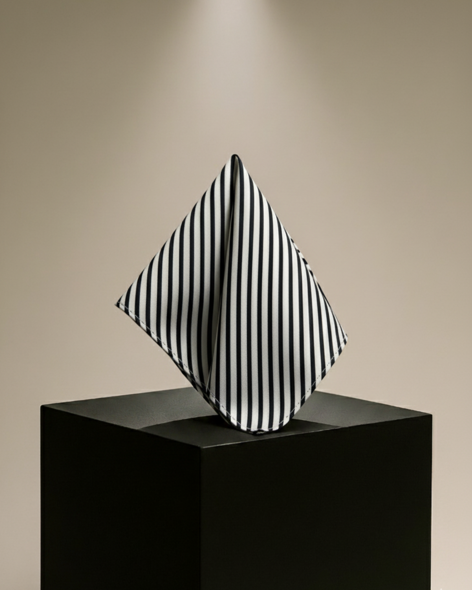 MONOCHROME STRIPE POCKET SQUARE (13 - 13 INCHES)