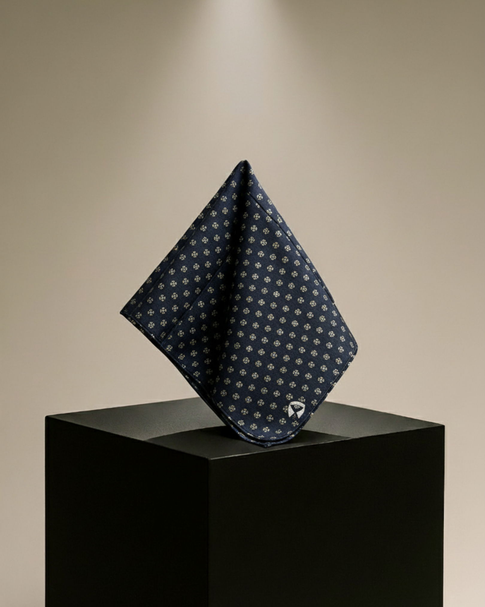 NAVY PETAL POCKET SQUARE (13 -13 INCHES)