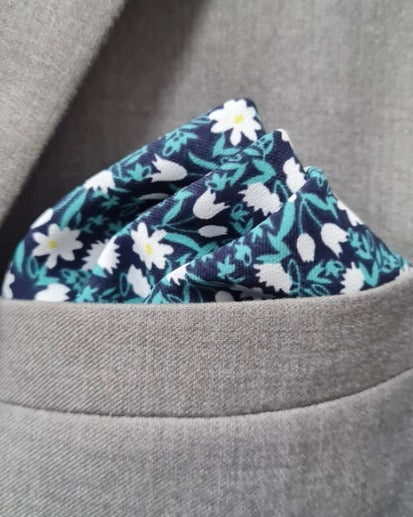 BOTANIC NAVY POCKET SQUARE (13 - 13 INCHES)