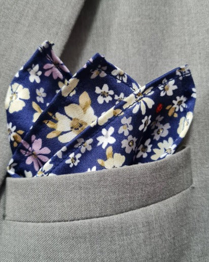 MIDNIGHT BLOOM POCKET SQUARE (13 - 13 INCHES)