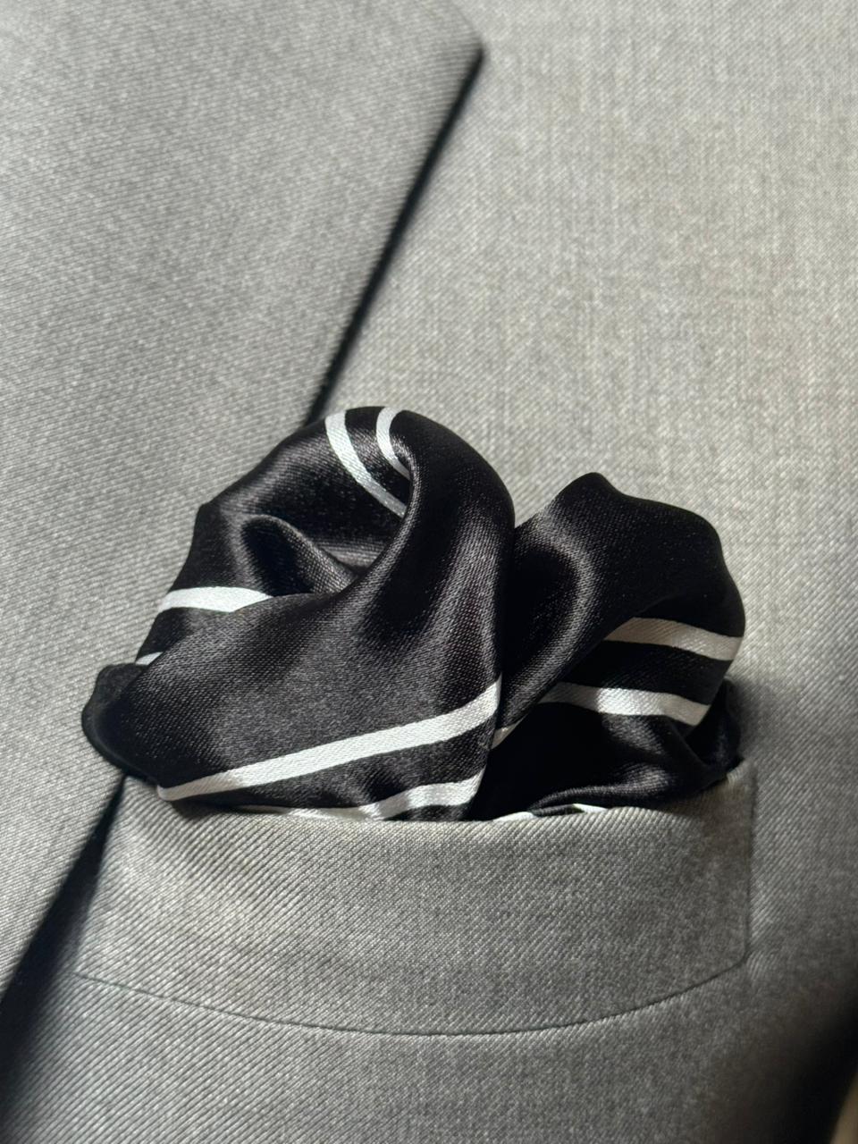 NOIR STRIPE SIGNATURE POCKET SQUARE (13 - 13 INCHES)